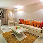 Core Otel Polychrono