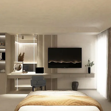 Core Hotel 4*