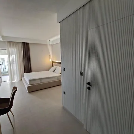 Hotel Core Polychrono