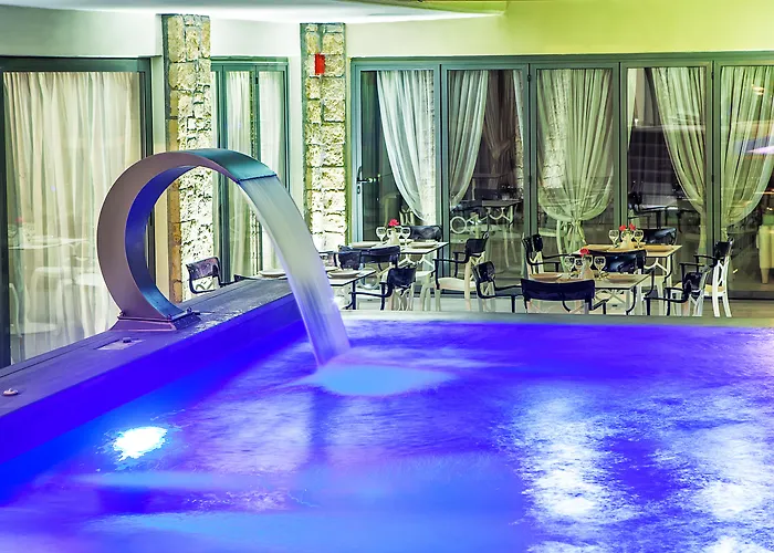 Core Hotel 4*