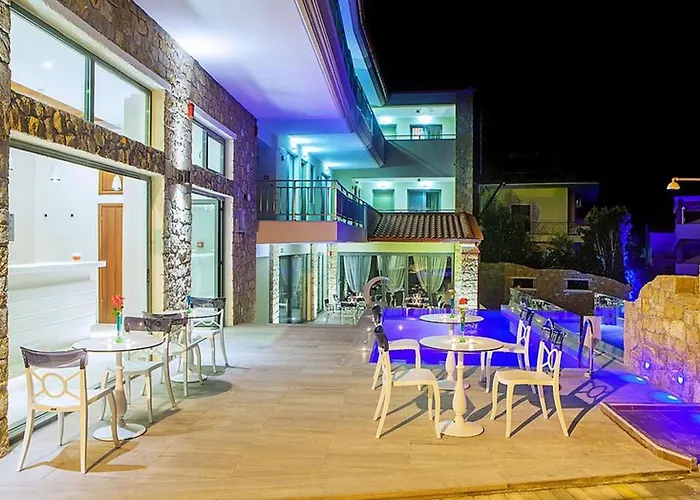 Core Ξενοδοχείο 4*